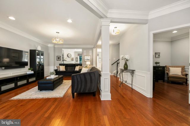 42 WRENTHAM DR, Medford, NJ 08055
