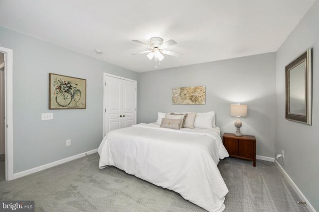 42 WRENTHAM DR, Medford, NJ 08055