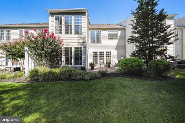 42 WRENTHAM DR, Medford, NJ 08055