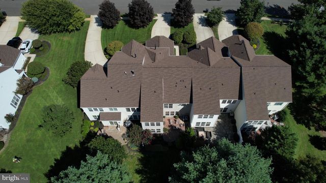 42 WRENTHAM DR, Medford, NJ 08055