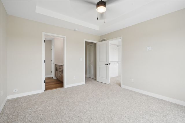 6826 Bottom Land Lane, Cedar Rapids, IA 52403