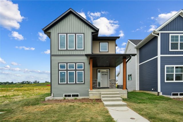 6826 Bottom Land Lane, Cedar Rapids, IA 52403