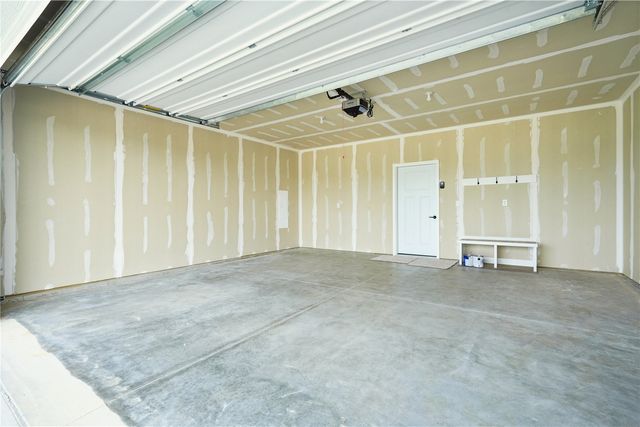 6826 Bottom Land Lane, Cedar Rapids, IA 52403