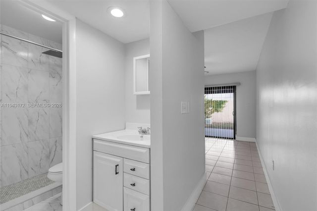 3815 SW 82nd Ave 41, Miami, FL 33155