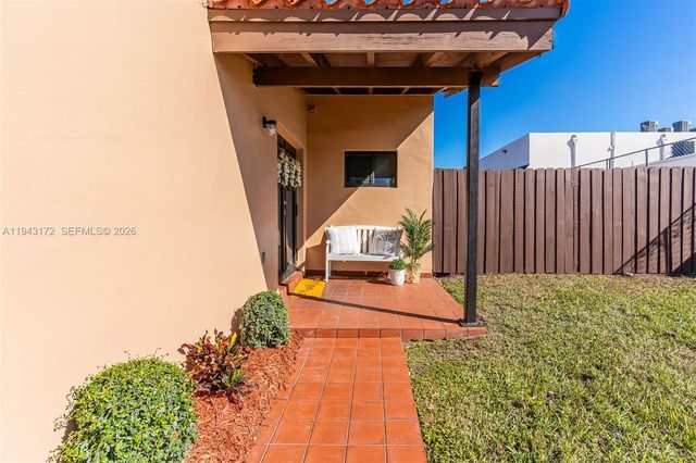 3815 SW 82nd Ave 41, Miami, FL 33155