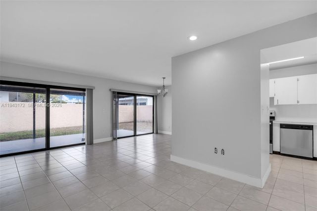 3815 SW 82nd Ave 41, Miami, FL 33155