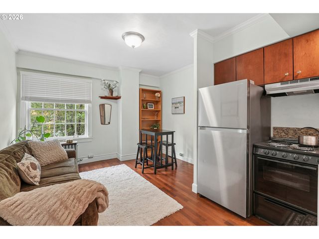 1005 Sw PARK Ave 204, Portland, OR 97205
