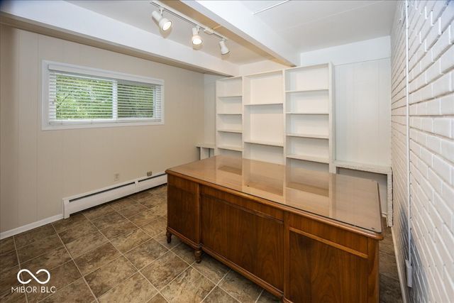 9317 Sherwood Lane, Indianapolis, IN 46240
