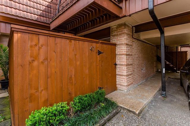 3401 Timmons Lane 47, Houston, TX 77027