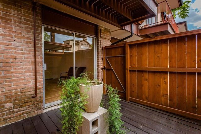 3401 Timmons Lane 47, Houston, TX 77027