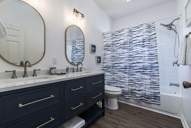 40 Sarasota Street, Miramar Beach, FL 32550