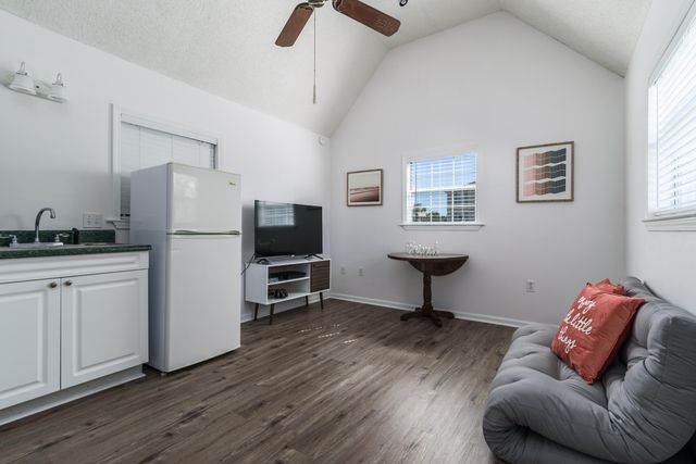 40 Sarasota Street, Miramar Beach, FL 32550