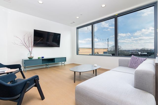 57 Quincy Shore Drive 502, Quincy, MA 02171