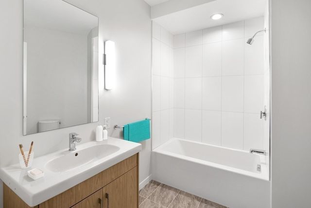 57 Quincy Shore Drive 502, Quincy, MA 02171
