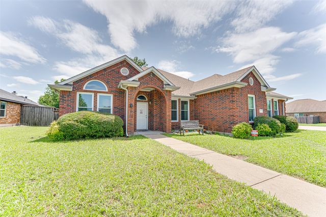 117 Parks Branch Road, Red Oak, TX 75154