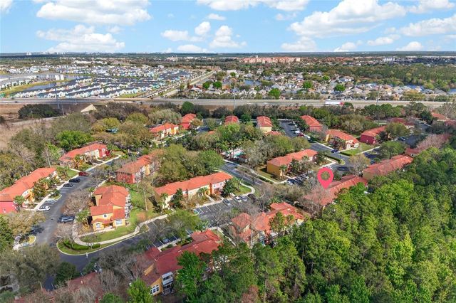 8467 CRYSTAL COVE LOOP, Kissimmee, FL 34747