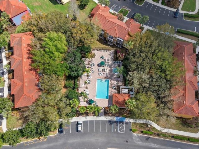 8467 CRYSTAL COVE LOOP, Kissimmee, FL 34747