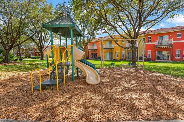 8467 CRYSTAL COVE LOOP, Kissimmee, FL 34747