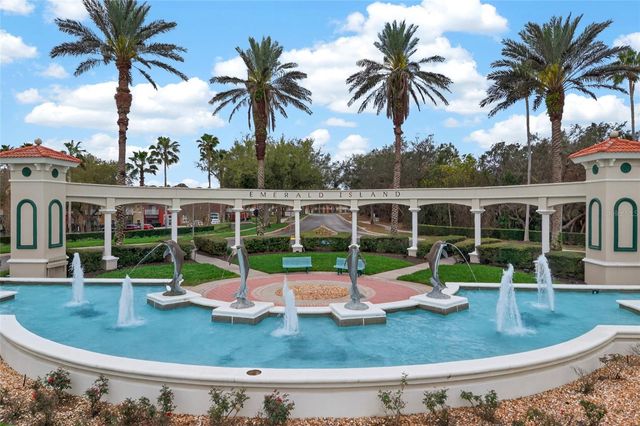 8467 CRYSTAL COVE LOOP, Kissimmee, FL 34747