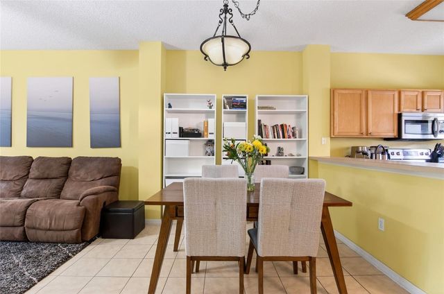 8467 CRYSTAL COVE LOOP, Kissimmee, FL 34747