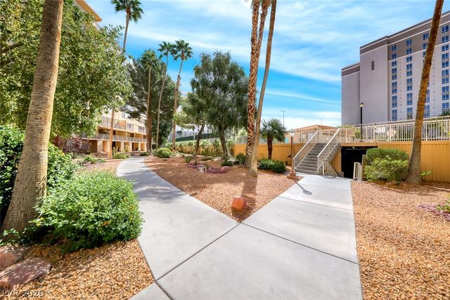 205 East Harmon Avenue 113, Las Vegas, NV 89169