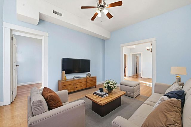 1637 S Saint Louis Avenue 2, Chicago, IL 60623