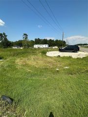 319 County Road 3550, Cleveland, TX 77327