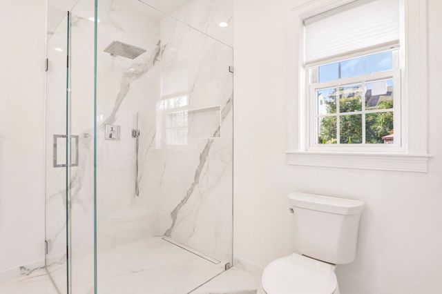 259 Oakwood Ave, Revere, MA 02151