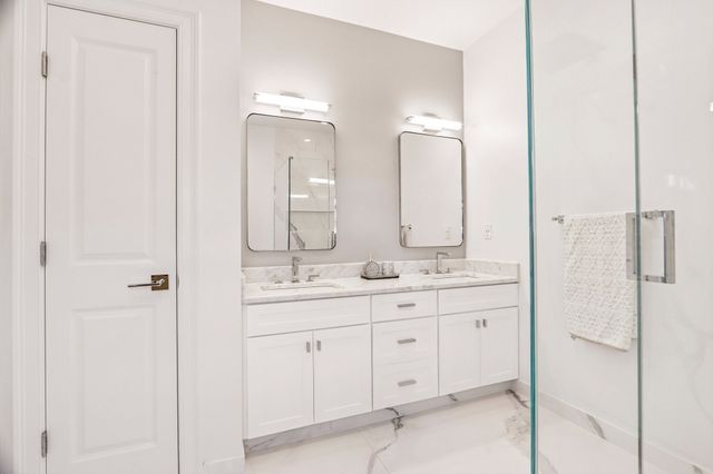 259 Oakwood Ave, Revere, MA 02151