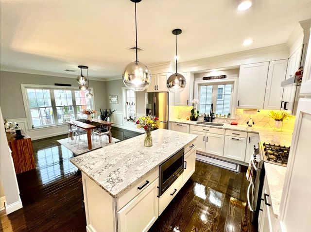 259 Oakwood Ave, Revere, MA 02151