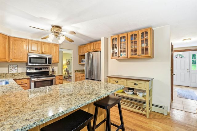 22 Erik Street, Merrimack, NH 03054