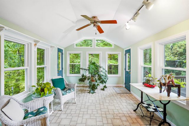 22 Erik Street, Merrimack, NH 03054