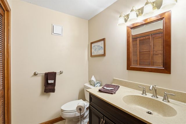 22 Erik Street, Merrimack, NH 03054