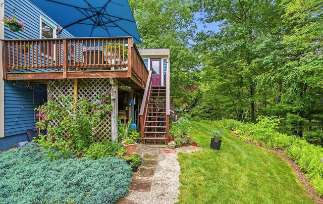 22 Erik Street, Merrimack, NH 03054