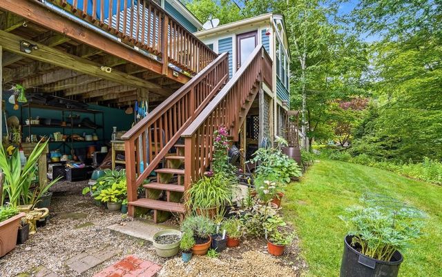 22 Erik Street, Merrimack, NH 03054