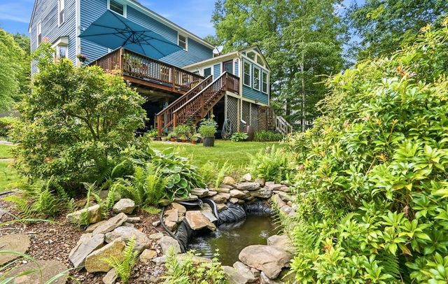 22 Erik Street, Merrimack, NH 03054