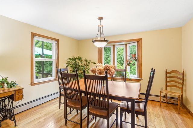22 Erik Street, Merrimack, NH 03054