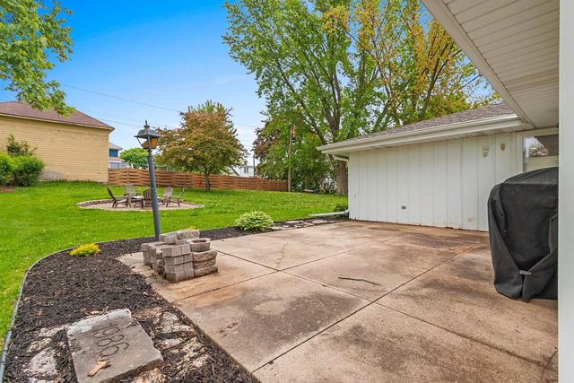 334 Lee AVENUE, Brillion, WI 54110