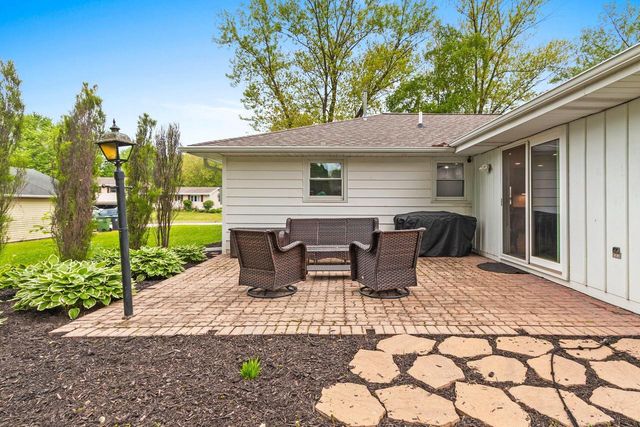 334 Lee AVENUE, Brillion, WI 54110