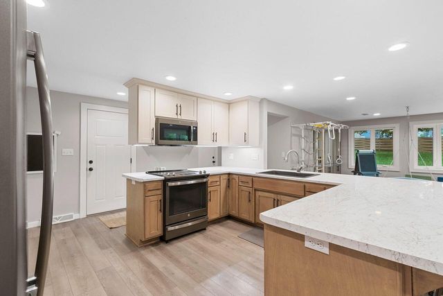 334 Lee AVENUE, Brillion, WI 54110