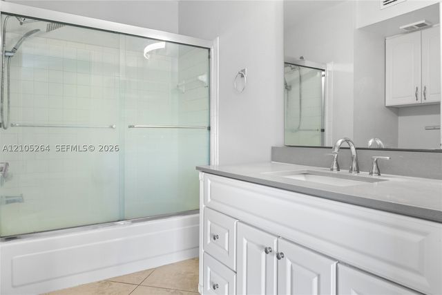 2371 NW 33rd St 714, Oakland Park, FL 33309
