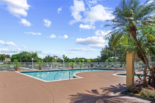 2371 NW 33rd St 714, Oakland Park, FL 33309