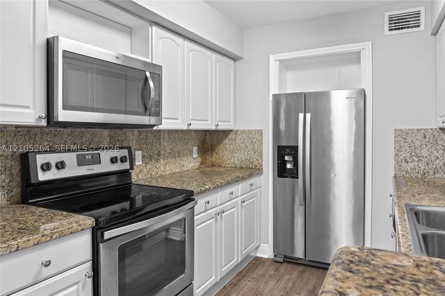2371 NW 33rd St 714, Oakland Park, FL 33309