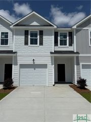 71 Stafford Loop, Richmond Hill, GA 31324