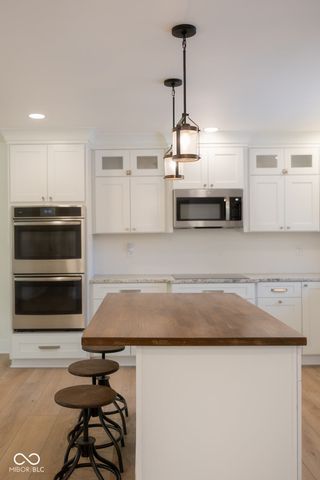 1550 Persimmon Place, Noblesville, IN 46062