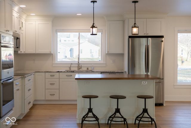 1550 Persimmon Place, Noblesville, IN 46062