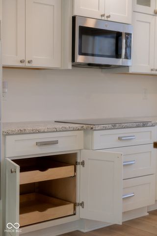 1550 Persimmon Place, Noblesville, IN 46062