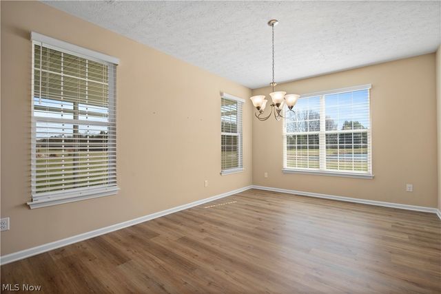 605 Cedar Crest Drive, Elyria, OH 44035