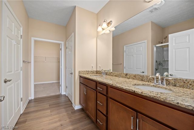 605 Cedar Crest Drive, Elyria, OH 44035