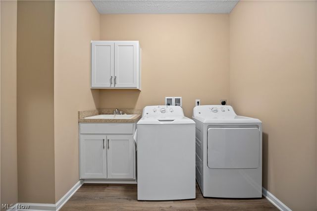 605 Cedar Crest Drive, Elyria, OH 44035